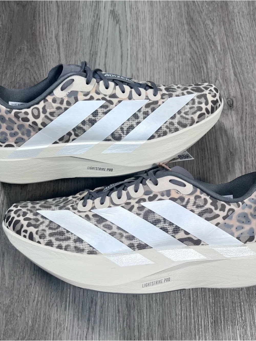 New adidas‎ Adizero EVO SL Shoes Womens 9 Running Shoes Sneakers KI3948 Leopard